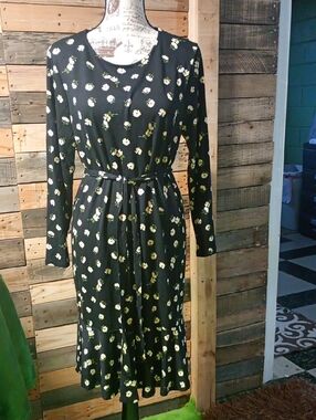 Black Floral Belted Midi Dress with Long Sleeves Sz 14